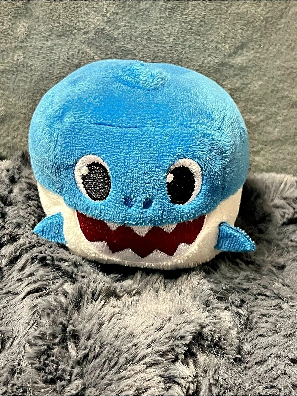 Pinkfong Baby Shark Blue Plush Stuffed Animal Like New